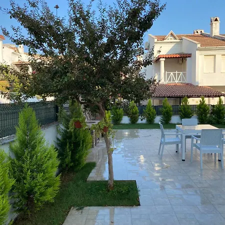 The Family Villa *