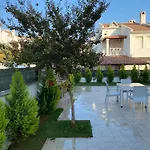 The Family Villa *